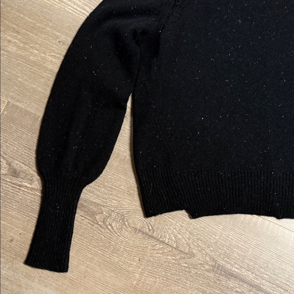 Frame  Black Cashmere Crew Neck Sweater - Picture 4 of 10